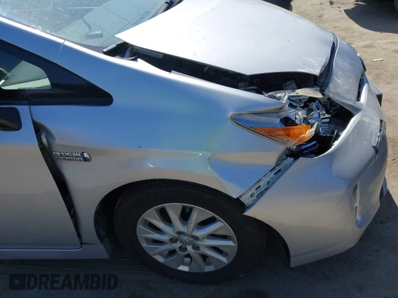 2014 Toyota Prius with VIN JTDKN3DP0E3057534, listed as a IAAI auction lot 42311962 with 109,737 mi miles and . Bid and sale history available at DreamBid. Image 18.