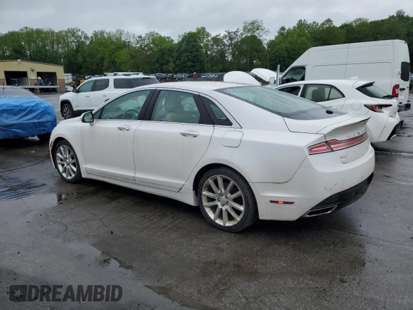 2015 Lincoln MKZ z VIN 3LN6L2J9XFR605027, wystawiony jako Copart lot #57724605 z przebiegiem 76 845 mil mil oraz Czysty tytuł • Clean title. Historia ofert i sprzedaży dostępna na DreamBid. Obrazek 2.