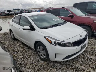 2018 Kia Forte LX with VIN 3KPFK4A78JE206313, listed as a Copart auction lot 86280004 with 97,217 mi miles and Clean Title. Bid and sale history available at carsss.com. Image 4.