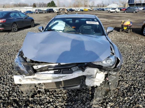 2020 Toyota 86 with VIN JF1ZNAA13L9752593, listed as a Copart auction lot 43829445 with 56,218 mi miles and Salvage title. Bid and sale history available at DreamBid. Image 5.