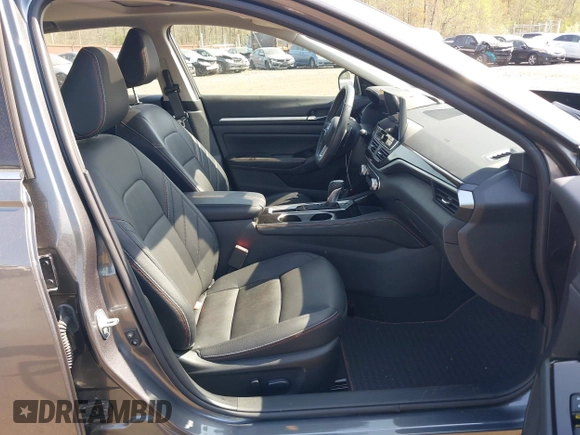 2024 Nissan Altima SR with VIN 1N4BL4CV4RN301228, listed as a IAAI auction lot 42117412 with 5,982 mi miles and . Bid and sale history available at DreamBid. Image 5.