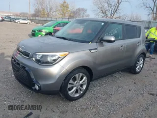 2016 Kia Soul + with VIN KNDJP3A5XG7241688, listed as a IAAI auction lot 41678769 with 164,823 mi miles. Bid and sale history available at carsss.com. Image 2.