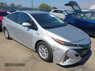 2017 Toyota Prius Plus z VIN JTDKARFP6H3021962, wystawiony jako IAAI lot #42478123 z przebiegiem 168 234 mil mil oraz . Historia ofert i sprzedaży dostępna na DreamBid. Obrazek 1.