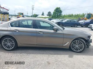 2018 BMW 5 Series 530i xDrive with VIN WBAJA7C55JG909519, listed as a IAAI auction lot 42650263 with 57,077 mi miles and . Bid and sale history available at DreamBid. Image 13.