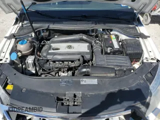 2010 Volkswagen CC Sport with VIN WVWNN7AN2AE552890, listed as a Copart auction lot 73327374 with 117,165 mi miles and Salvage Title. Bid and sale history available at carsss.com. Image 12.