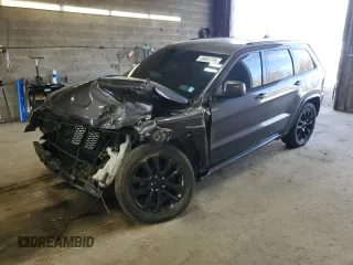2020 Jeep Grand Cherokee Altitude with VIN 1C4RJFAG5LC243180, listed as a Copart auction lot 49681785 with 102,440 mi miles and Salvage Title. Bid and sale history available at carsss.com. Image 1.