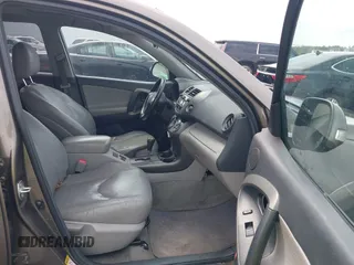 2011 Toyota RAV4 Ltd with VIN 2T3YF4DV9BW082856, listed as a IAAI auction lot 41946197 with 189,382 mi miles. Bid and sale history available at carsss.com. Image 5.