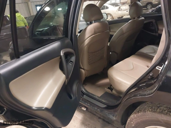 2008 Toyota RAV4 Ltd with VIN JTMBD31V085191104, listed as a IAAI auction lot 41543690 with 131,861 mi miles. Bid and sale history available at carsss.com. Image 8.