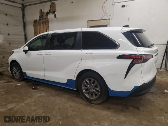 2021 Toyota Sienna LE z VIN 5TDKSKFC7MS023634, wystawiony jako Copart lot #61914675 z przebiegiem 87 980 mil mil oraz Szkoda całkowita • Salvage title. Historia ofert i sprzedaży dostępna na DreamBid. Obrazek 2.