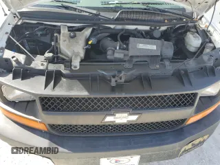 2008 Chevrolet Express Passenger with VIN 1GAHG39KX81165573, listed as a Copart auction lot 84707104 with 367,543 mi miles and Non repairable. Bid and sale history available at DreamBid. Image 12.