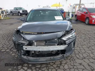 2018 Hyundai Ioniq Limited z VIN KMHC75LD8JU104018, wystawiony jako IAAI lot #41939842 z przebiegiem 78 983 mil mil oraz . Historia ofert i sprzedaży dostępna na DreamBid. Obrazek 12.