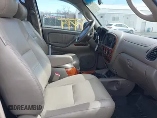 2006 Toyota Tundra Limited with VIN 5TBDT48166S512339, listed as a IAAI auction lot 41843581 with 201,714 mi miles and . Bid and sale history available at DreamBid. Image 5.