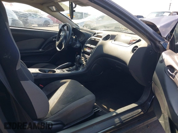 2005 Toyota Celica GT z VIN JTDDR32T950182529, wystawiony jako IAAI lot #42466018 z przebiegiem Nie podano mil oraz . Historia ofert i sprzedaży dostępna na DreamBid. Obrazek 5.