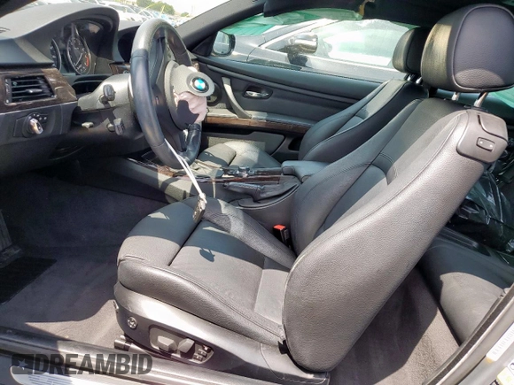 2011 BMW 3 Series 328i с VIN WBAKE5C50BE573630, выставлен на аукционе Copart как лот 59906525 с пробегом 54 717 миль миль и Списание • Salvage title. История ставок и продаж доступна на DreamBid. Изображение 7.