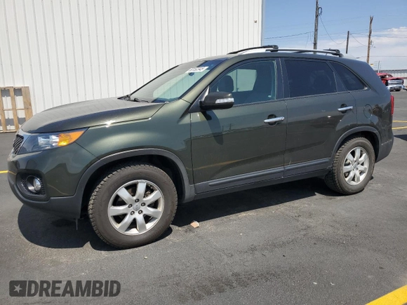 2013 Kia Sorento LX with VIN 5XYKT3A61DG334963, listed as a Copart auction lot 60152345 with 176,500 mi miles and Salvage title. Bid and sale history available at DreamBid. Image 1.