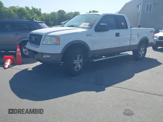 2005 Ford F-150 XLT с VIN 1FTPX14525NA15728, выставлен на аукционе IAAI как лот 42545290 с пробегом 293 695 миль миль и . История ставок и продаж доступна на DreamBid. Изображение 2.