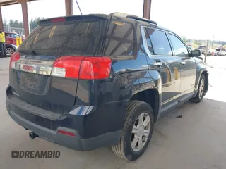 2015 GMC Terrain SLE z VIN 2GKALMEK6F6135209, wystawiony jako IAAI lot #42246811 z przebiegiem 108 741 mil mil oraz . Historia ofert i sprzedaży dostępna na DreamBid. Obrazek 4.