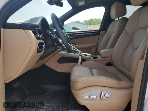 2021 Porsche Macan with VIN WP1AA2A55MLB02694, listed as a Copart auction lot 59378205 with 13,679 mi miles and Salvage title. Bid and sale history available at DreamBid. Image 7.