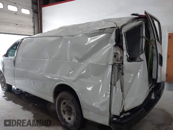 2016 Chevrolet Express Cargo Van with VIN 1GCWGBFF9G1176398, listed as a IAAI auction lot 41338842 with 329,520 mi miles. Bid and sale history available at carsss.com. Image 3.