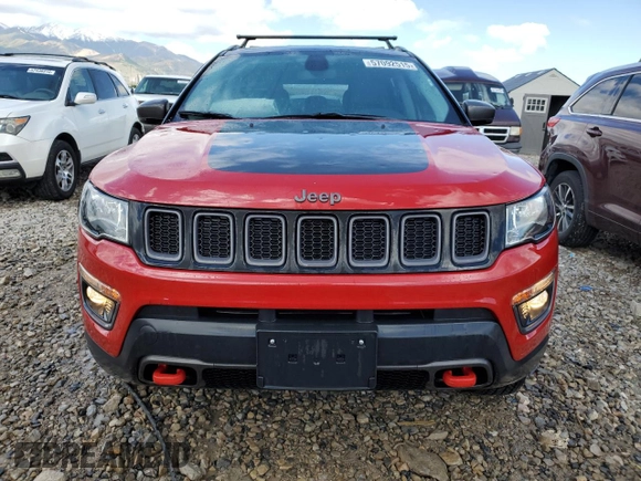 2019 Jeep Compass Trailhawk z VIN 3C4NJDDB6KT795244, wystawiony jako Copart lot #57092515 z przebiegiem 88 307 mil mil oraz Szkoda całkowita • Salvage title. Historia ofert i sprzedaży dostępna na DreamBid. Obrazek 5.