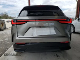 2025 Lexus NX 250 Premium with VIN 2T2GDCAZ8SC016131, listed as a Copart auction lot 56695555 with 6,420 mi miles and Salvage title. Bid and sale history available at DreamBid. Image 6.