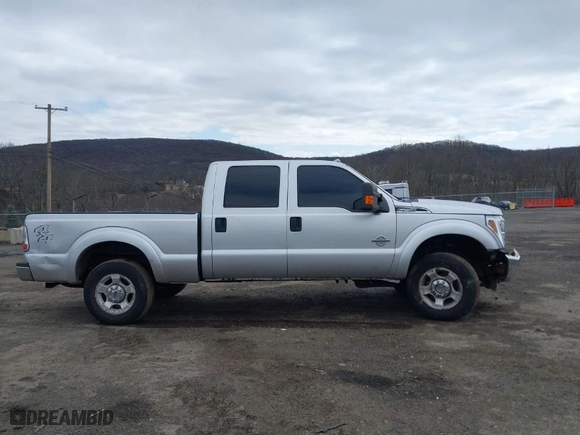 2012 Ford Super Duty F-250 SRW XL with VIN 1FT7W2BT2CEA52656, listed as a IAAI auction lot 41698459 with 190,373 mi miles. Bid and sale history available at carsss.com. Image 13.