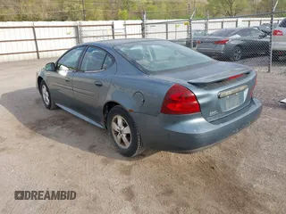 2006 Pontiac Grand Prix with VIN 2G2WP552661248185, listed as a IAAI auction lot 42111078 with 98,387 mi miles. Bid and sale history available at carsss.com. Image 3.