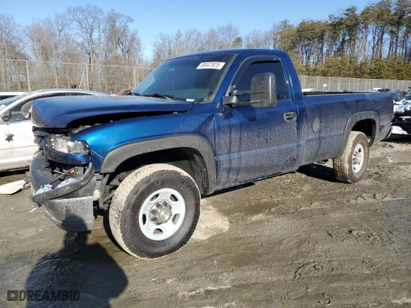 2000 Chevrolet Silverado 2500 with VIN 1GCGK24U5YE341278, listed as a Copart auction lot 88447825 with 256,226 mi miles and Salvage Title. Bid and sale history available at carsss.com. Image 1.