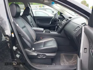 2011 Mazda CX-9 Touring z VIN JM3TB3CV6B0324256, wystawiony jako IAAI lot #42245746 z przebiegiem 128 420 mil mil oraz . Historia ofert i sprzedaży dostępna na DreamBid. Obrazek 5.