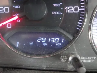 2004 Honda Civic Hybrid with VIN JHMES95654S018200, listed as a IAAI auction lot 41912912 with 291,301 mi miles. Bid and sale history available at carsss.com. Image 7.