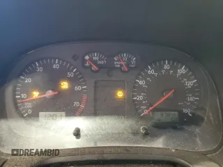 1999 Volkswagen Jetta GL z VIN 3VWRC29M2XM094970, wystawiony jako Copart lot #52618145 z przebiegiem Nie podano mil oraz Szkoda całkowita • Salvage title. Historia ofert i sprzedaży dostępna na DreamBid. Obrazek 9.