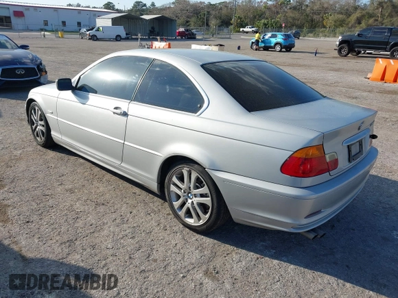 2002 BMW 3 Series 330Ci with VIN WBABN53432JU38611, listed as a IAAI auction lot 41577630 with 166,771 mi miles and . Bid and sale history available at carsss.com. Image 3.