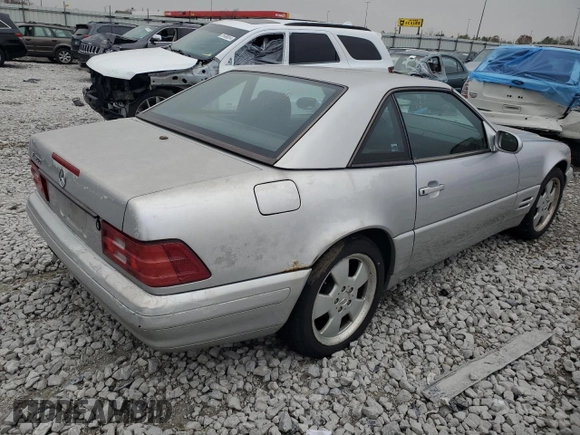 2000 Mercedes-Benz SL-Class with VIN WDBFA68FXYF193025, listed as a Copart auction lot 81906814 with 181,889 mi miles and Clean Title. Bid and sale history available at carsss.com. Image 4.