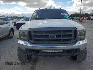1999 Ford F-250 XL z VIN 1FTNF21F4XEC81851, wystawiony jako Copart lot #75865864 z przebiegiem 260 042 mil mil oraz Czysty tytuł • Clean title. Historia ofert i sprzedaży dostępna na DreamBid. Obrazek 5.