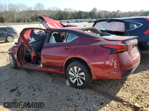 2019 Nissan Altima 2.5 SR with VIN 1N4BL4CV8KC196002, listed as a Copart auction lot 48866335 with 0 mi miles and Salvage Title. Bid and sale history available at carsss.com. Image 2.