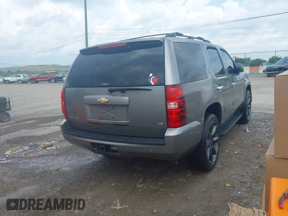 2007 Chevrolet Tahoe LT z VIN 1GNFK13077J372162, wystawiony jako IAAI lot #42656552 z przebiegiem 218 352 mil mil oraz . Historia ofert i sprzedaży dostępna na DreamBid. Obrazek 4.