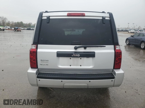 2010 Jeep Commander Sport с VIN 1J4RG4GK2AC128137, выставлен на аукционе Copart как лот 50723555 с пробегом 229 714 миль миль и Чистый • Clean title. История ставок и продаж доступна на DreamBid. Изображение 6.