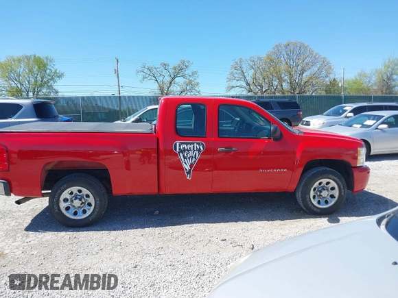 2011 Chevrolet Silverado 1500 Work Truck with VIN 1GCRCPEXXBZ417282, listed as a IAAI auction lot 42022902 with 127,388 mi miles and . Bid and sale history available at DreamBid. Image 13.