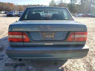 1997 Volvo S70 z VIN YV1LS5547V2378449, wystawiony jako Copart lot #82469184 z przebiegiem 77 981 mil mil oraz Tytuł czysty. Historia ofert i sprzedaży dostępna na DreamBid. Obrazek 6.