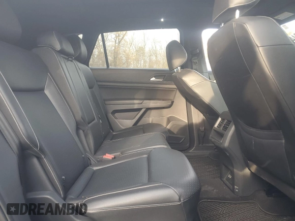 2020 Volkswagen Atlas SEL with VIN 1V2ME2CA6LC232008, listed as a Copart auction lot 84669244 with 82,696 mi miles and Salvage title. Bid and sale history available at DreamBid. Image 11.