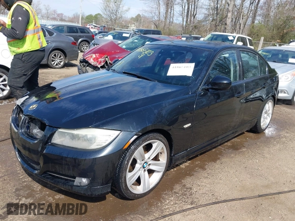 2009 BMW 3 Series 328i z VIN WBAPH73569E128649, wystawiony jako IAAI lot #41865103 z przebiegiem 238 385 mil mil oraz . Historia ofert i sprzedaży dostępna na DreamBid. Obrazek 17.