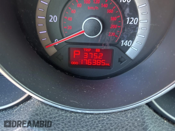 2011 Kia Forte LX with VIN KNAFT4A21B5891069, listed as a Copart auction lot 84038714 with 176,385 mi miles and Clean Title. Bid and sale history available at carsss.com. Image 8.