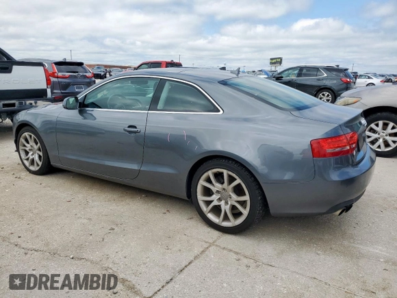 2012 Audi A5 Premium Plus z VIN WAULFAFR6CA030932, wystawiony jako Copart lot #55845575 z przebiegiem 99 283 mil mil oraz Szkoda całkowita • Salvage title. Historia ofert i sprzedaży dostępna na DreamBid. Obrazek 2.
