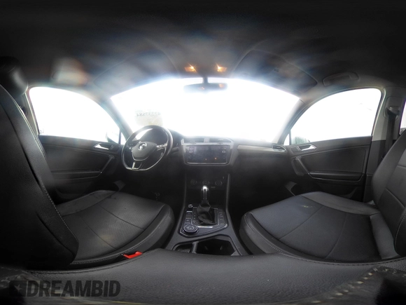 2018 Volkswagen Tiguan SEL с VIN 3VV2B7AX0JM096512, выставлен на аукционе IAAI как лот 42237884 с пробегом 60 209 миль миль и . История ставок и продаж доступна на DreamBid. Изображение 18.