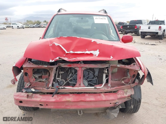 2004 Suzuki Grand Vitara with VIN JS3TE62V344100216, listed as a IAAI auction lot 41734638 with 213,166 mi miles. Bid and sale history available at carsss.com. Image 13.