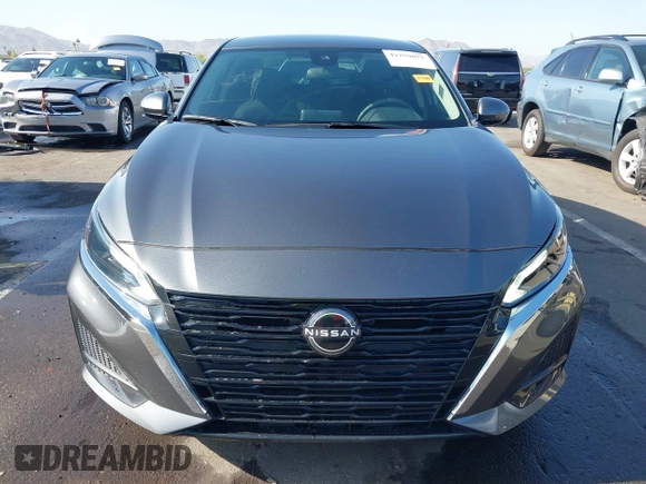 2023 Nissan Altima SV z VIN 1N4BL4DV3PN353476, wystawiony jako IAAI lot #42259077 z przebiegiem 26 201 mil mil oraz . Historia ofert i sprzedaży dostępna na DreamBid. Obrazek 13.