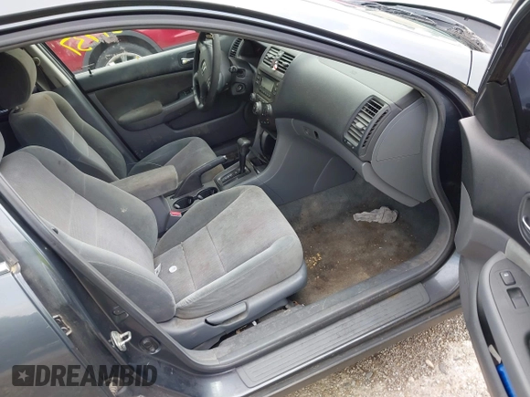 2004 Honda Accord LX z VIN 1HGCM563X4A056898, wystawiony jako IAAI lot #42437737 z przebiegiem 218 946 mil mil oraz . Historia ofert i sprzedaży dostępna na DreamBid. Obrazek 5.