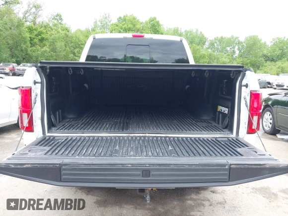 2020 Ford F-150 XL с VIN 1FTEW1E48LKF03161, выставлен на аукционе IAAI как лот 42156451 с пробегом 70 615 миль миль и . История ставок и продаж доступна на DreamBid. Изображение 18.