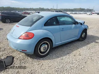 2012 Volkswagen Beetle 2.5L PZEV with VIN 3VWJP7AT3CM628005, listed as a Copart auction lot 68876134 with 124,958 mi miles and Salvage Title. Bid and sale history available at carsss.com. Image 3.