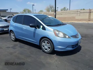 2010 Honda Fit z VIN JHMGE8H23AC026868, wystawiony jako IAAI lot #42121067 z przebiegiem 207 378 mil mil oraz . Historia ofert i sprzedaży dostępna na DreamBid. Obrazek 1.